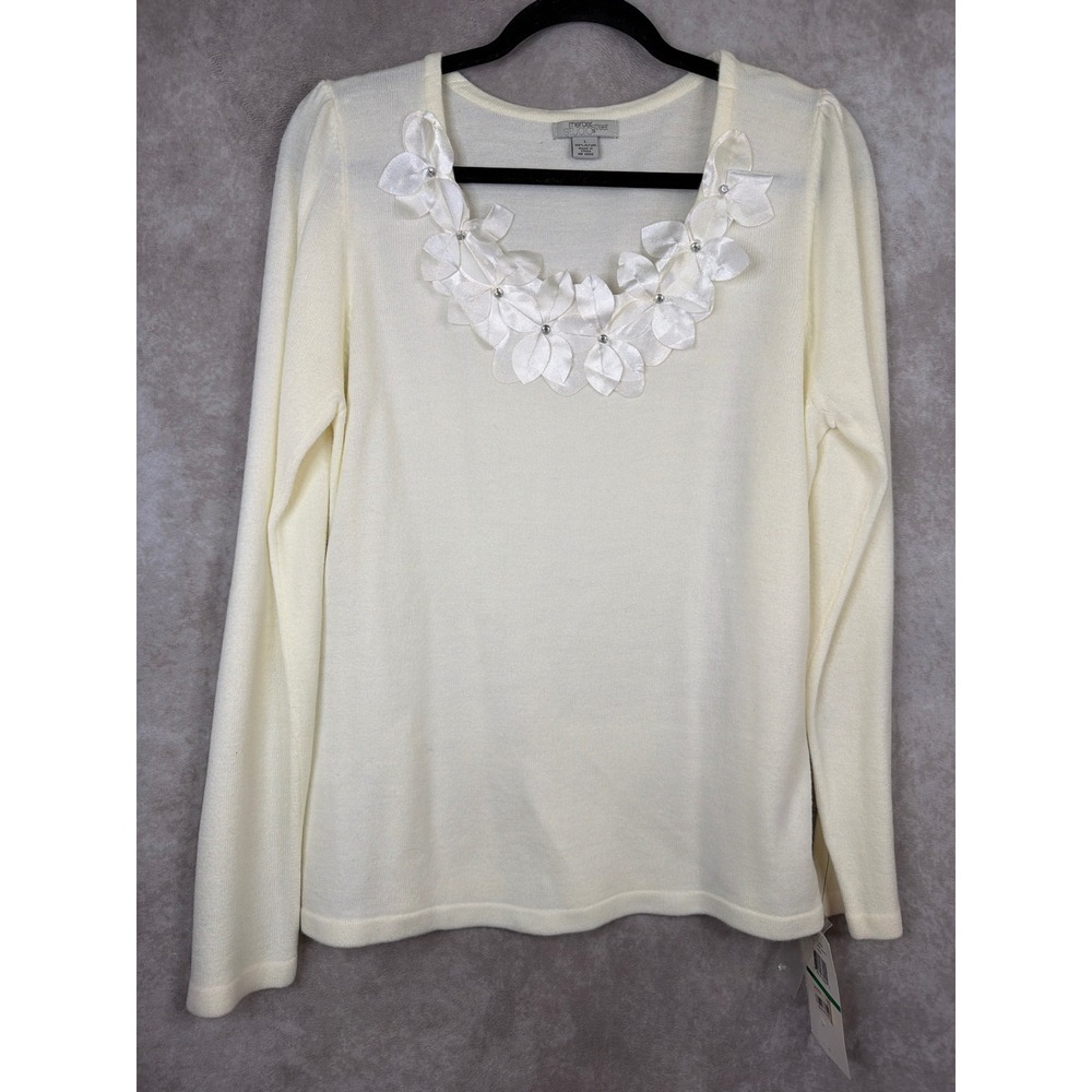 NWT Mercer Street Studio Women's Cream  Sweater‎ Floral Embellishment Size L